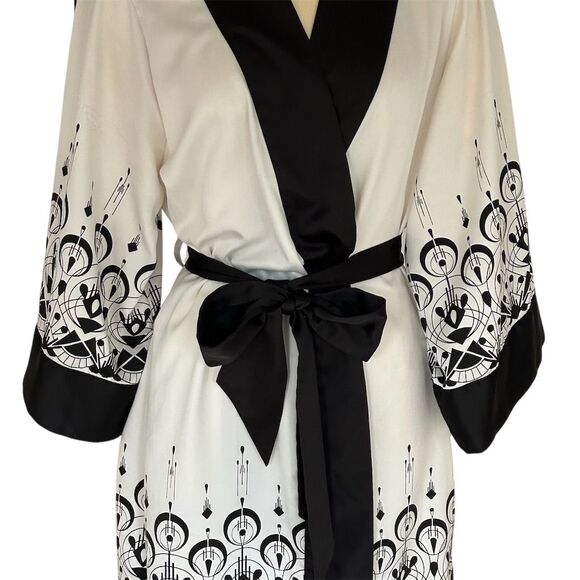 H&M Women's M Black & White Geometric Kimono Robe - Picture 4 of 7